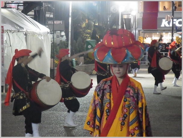 御嶽神社例大祭＆ふくろ祭り（クイチャーパラダイス）_a0086270_173484.jpg