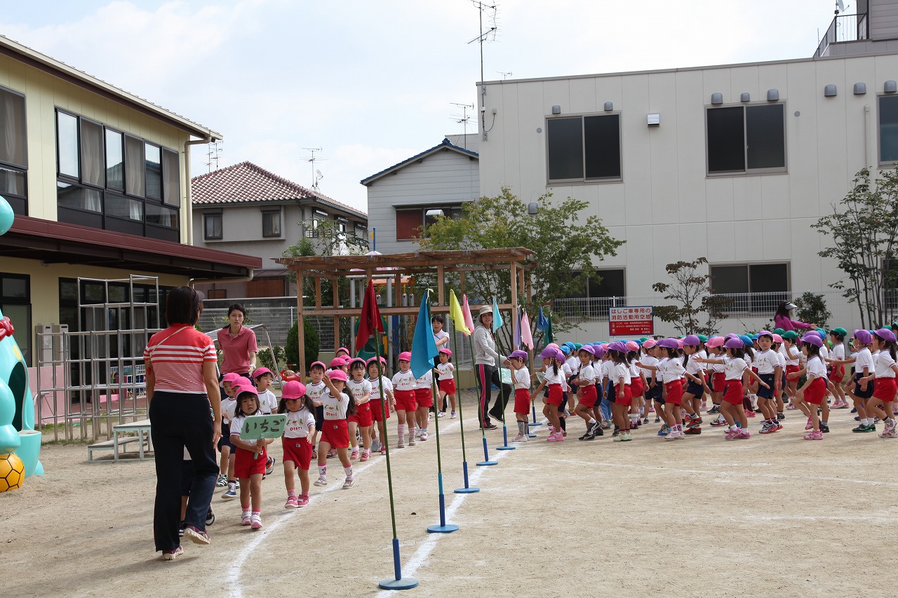 運動遊びを楽しむ子ども_b0277979_1934315.jpg