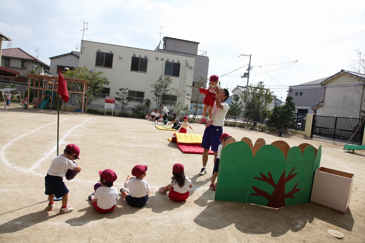 運動遊びを楽しむ子ども_b0277979_1934983.jpg