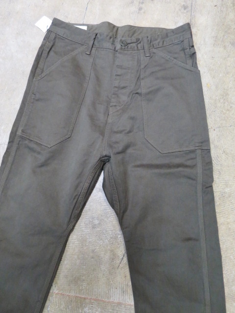 この秋冬に◎ SIMPLE 且つヒネリあるWORK TROUSERS!★! By Kato_d0152280_21574089.jpg