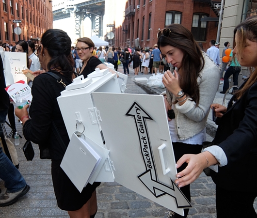 ダンボ・アート・フェスティバル（Dumbo Arts Festival） 2014_b0007805_7143828.jpg