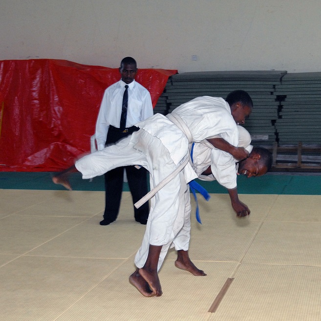 Examination of Brown Belt and Black Belt～茶帯・黒帯検定_a0088841_1734568.jpg