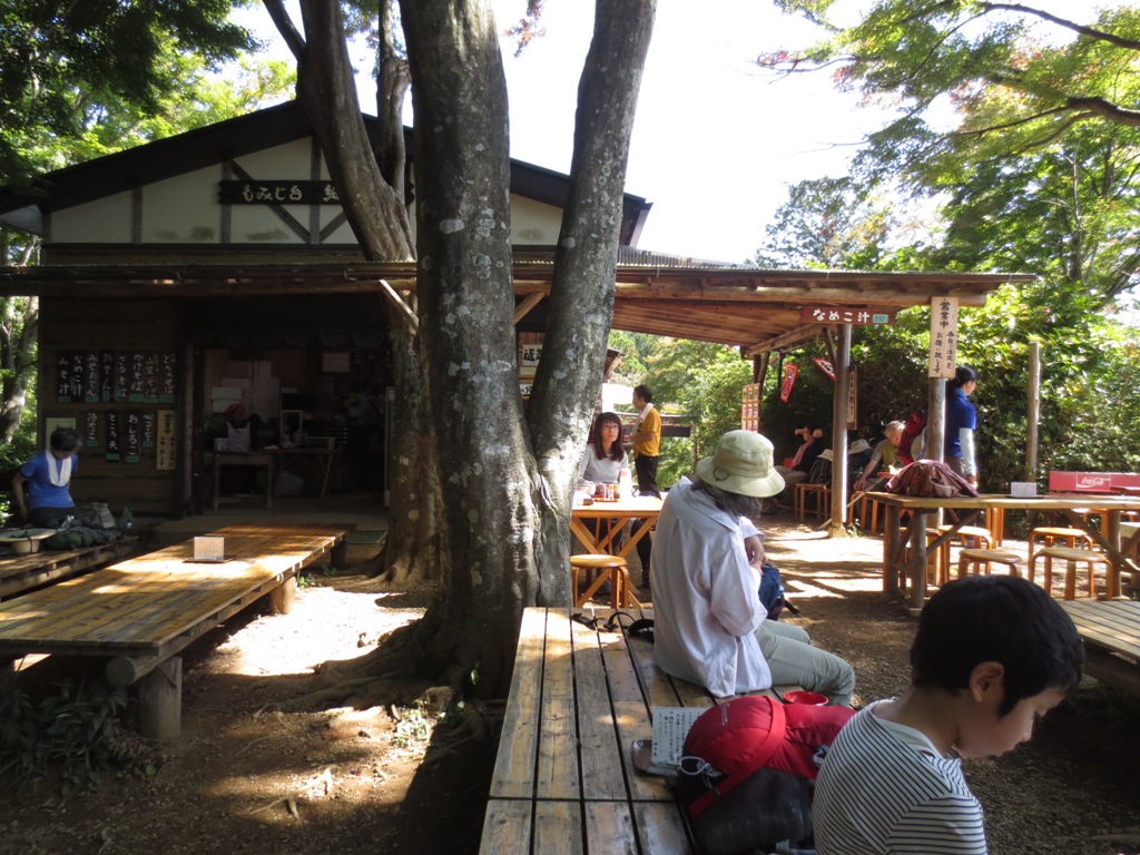 秋の高尾山_c0310571_09181685.jpg