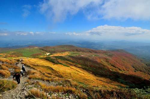 栗駒山途中下車登山_e0241691_3235095.jpg