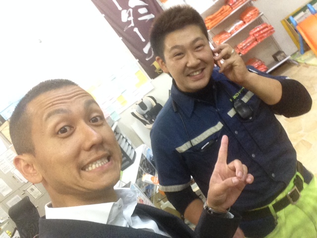 山本ブログ!!ランクル、ハマー!!_b0127002_20252951.jpg