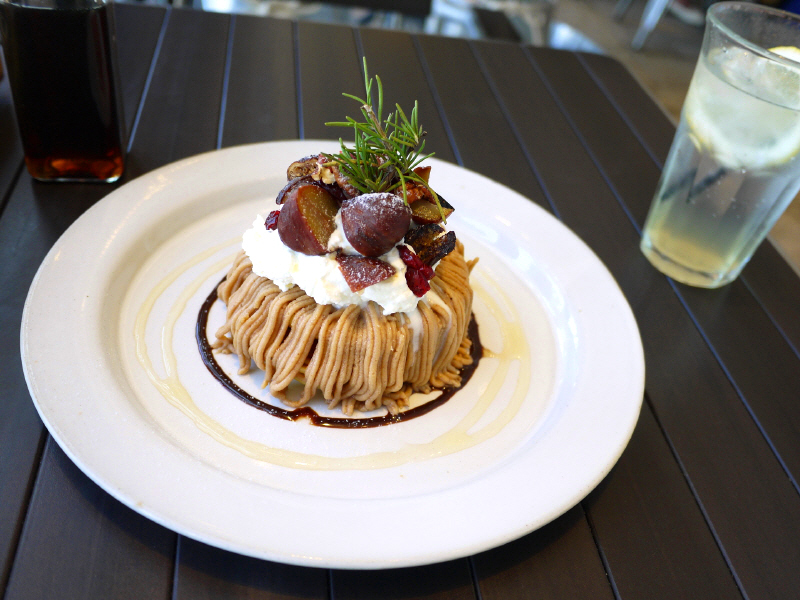 栗と木の実のモンブランパンケーキ 辻堂 J S Pancake Cafe ジェイエスパンケーキカフェ ぶらり湘南