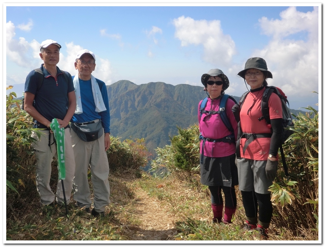 絶好の登山日和じゃ_c0311956_19261482.jpg