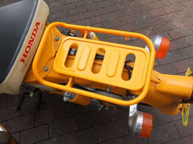 a0188023_7102280.jpg