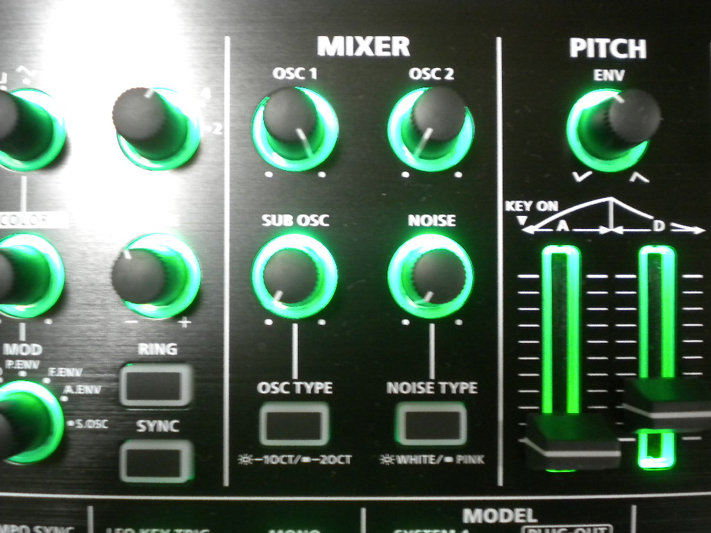 Roland AIRA SYSTEM-1試奏記 : 風流音色まねゑもん Roland AIRA SYSTEM-1試奏記 : 風流音色まねゑもん