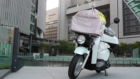 HONDA 50cc小型ビジネススクーターBENLYPRO 2011/09/30 販売開始? _b0000558_18472874.jpg