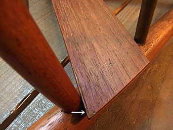 sidetable with magazinerack_c0139773_16281159.jpg