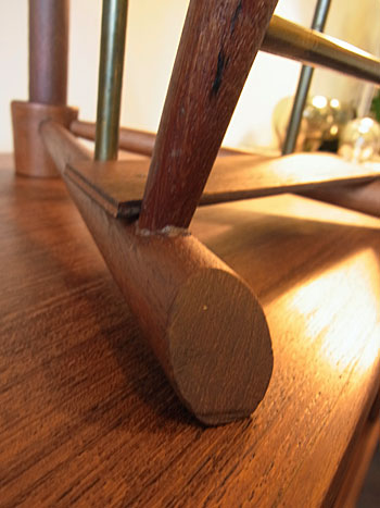 sidetable with magazinerack_c0139773_16282469.jpg