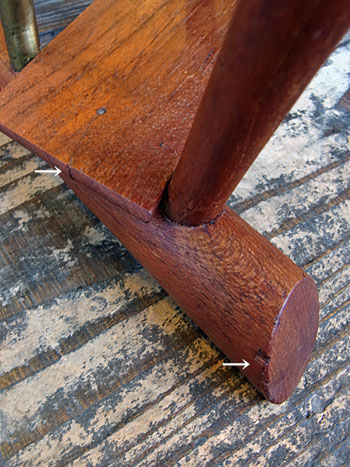 sidetable with magazinerack_c0139773_17273476.jpg