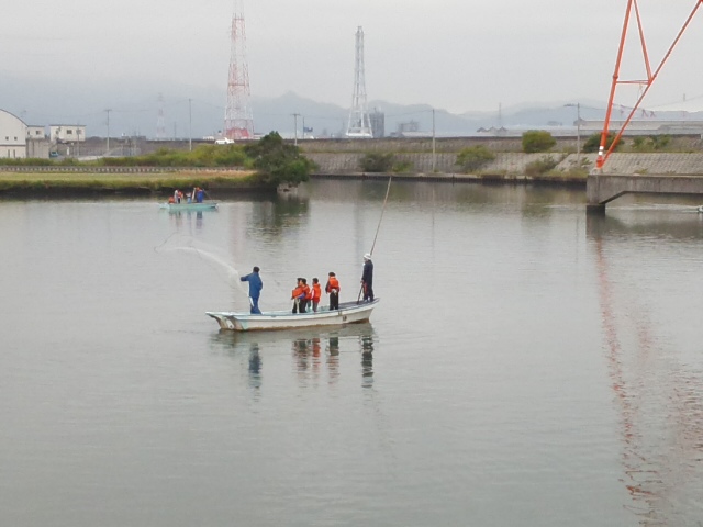 西条市禎瑞の、御止川で川狩り・・・2014/10/5_f0231709_1175442.jpg