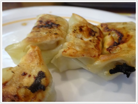 このところ、まともな料理をしてないな。。。でも食べてばかりの気がするし、怖いーーーー(´A`。)グスン _b0175688_19493684.jpg