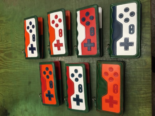 パンクドランカーズさんとコラボ コントローラー財布 Dark End Of The Street Product