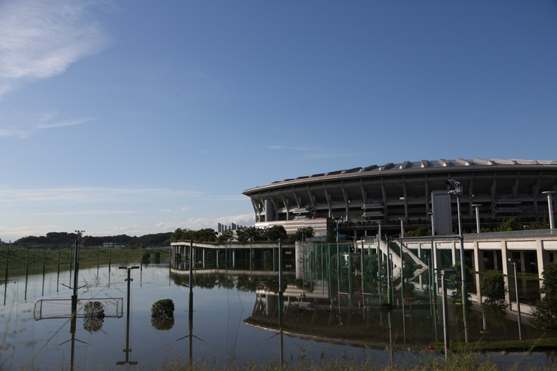 新横浜公園の冠水_f0138158_1538645.jpg