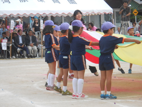孫の保育園仕上げの運動会_c0066693_85441.jpg
