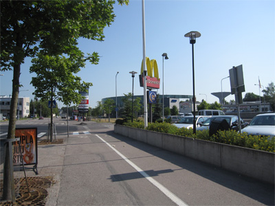 e0333647_08455248.jpg
