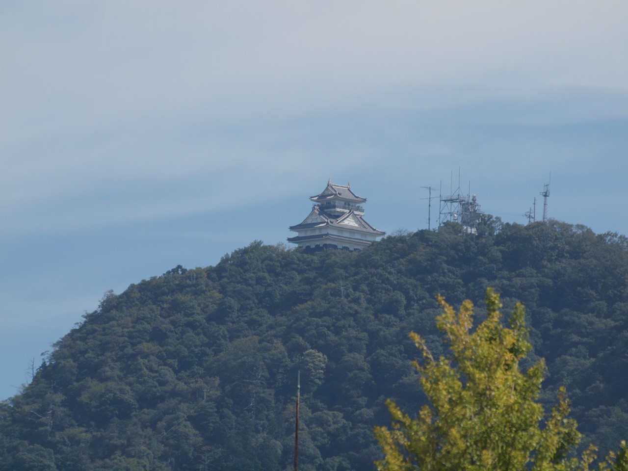 『秋十月のせせらぎ並木『テニテオ』風景～』_d0054276_20242420.jpg