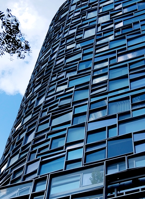 NYのジャン・ヌーヴェル建築の代表作の1つ、100 Eleventh Avenue
