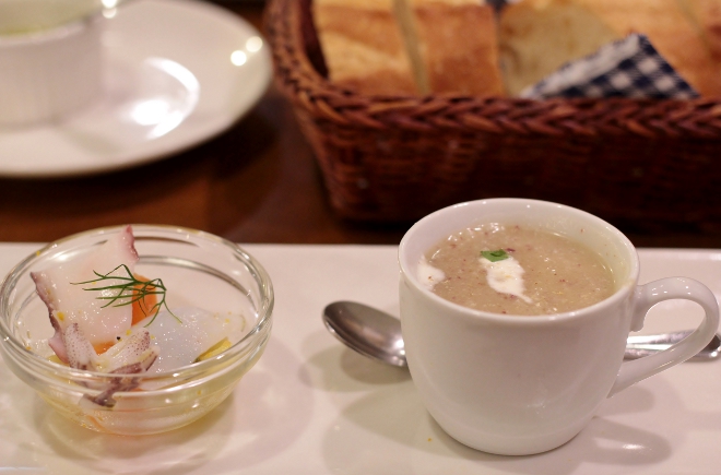 ビストロ・パラディ(Bistro Paradis)でランチ兼写真の練習_e0227942_22563690.jpg