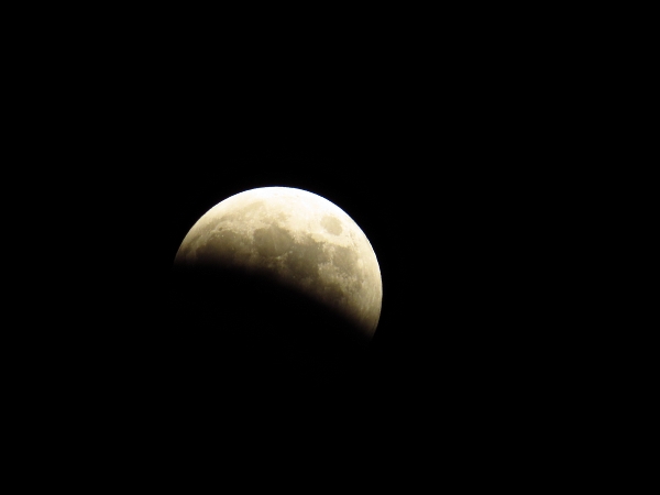 天体ショー 皆既月食_f0033598_203861.jpg