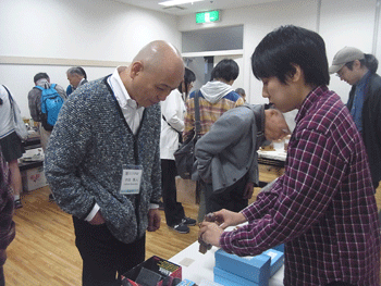 からくりパズルを楽しむ会4 -フリーマーケット-_a0220500_1050478.gif