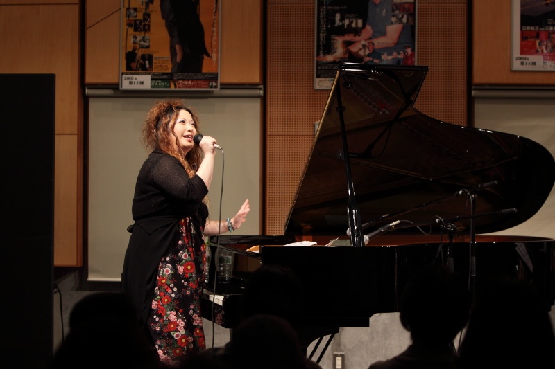 馬場葉子Jazzの館南郷ライブ2012_b0126256_10172944.jpg