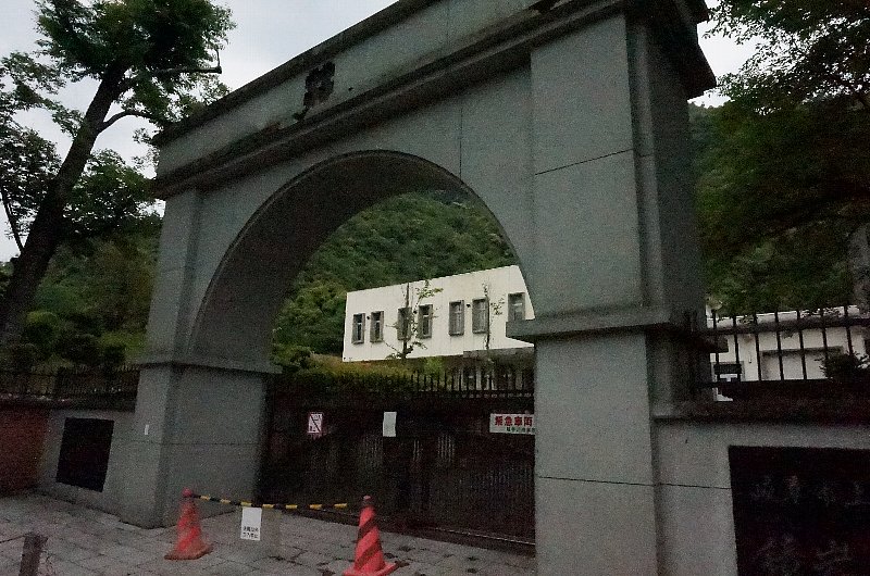 鏡岩水源地 水の資料館 レトロな建物を訪ねて 鏡岩水源地 水の資料館 レトロな建物を訪ねて