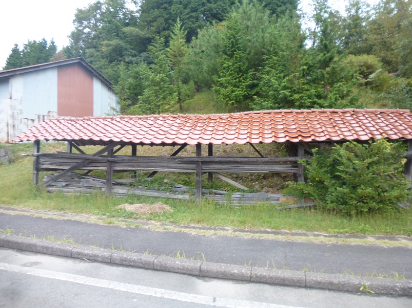 赤瓦はで木小屋_d0087595_20363219.jpg