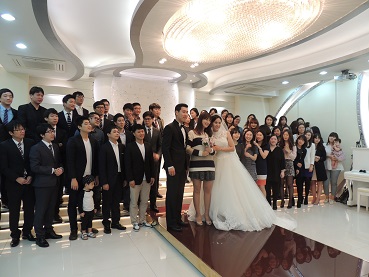 結婚式1（水産市場と式場）_f0032712_13441938.jpg