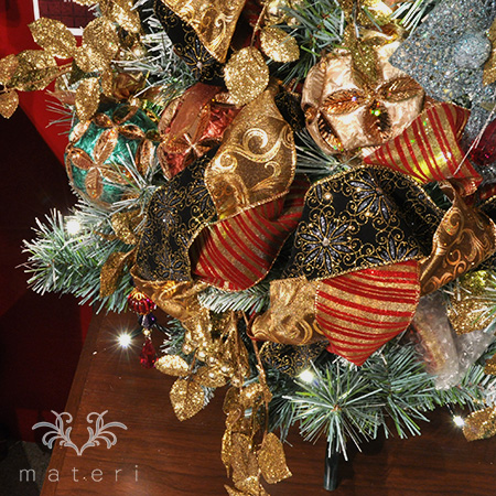 クリスマスツリーリボンのおしゃれな飾り方 Materi Style