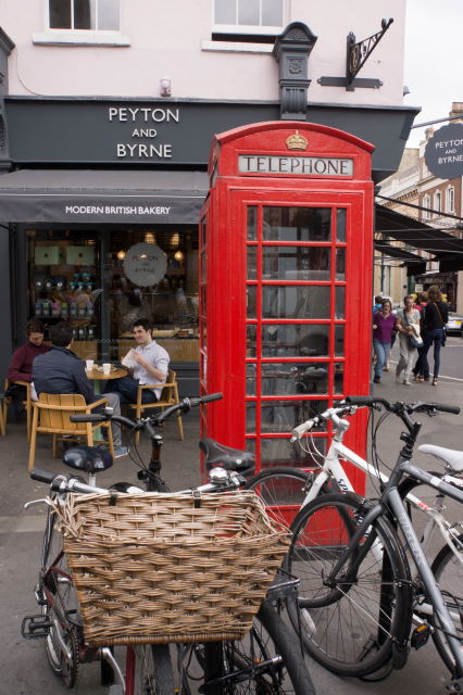 Telephone Box_a0257652_1625631.jpg