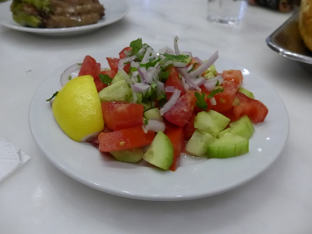 イスタンブールへ行く。④ ~オヤジのキョフテも旨い話~_f0232060_23384868.jpg