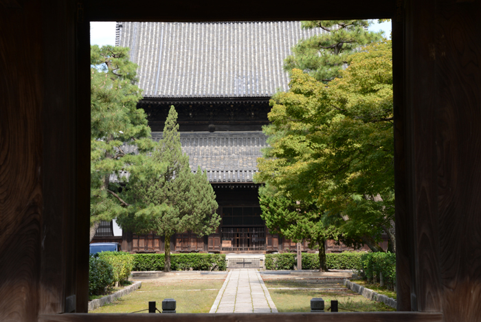 京都おすすめの観光スポット。堂内撮影OK!建仁寺_e0171573_2054460.jpg