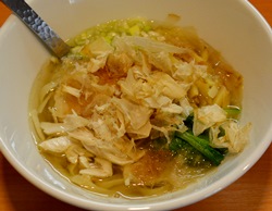 左京ラーメン⑩　一三〇（いさお）、小麦そばでリニューアル！_b0067283_18473354.jpg