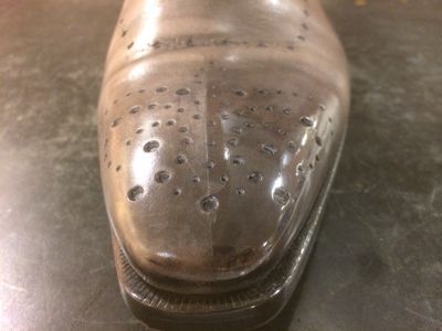 工房カウンターのサンプル靴_d0166598_13561738.jpg