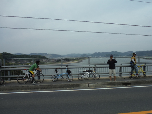 笠岡コスモス&ラーメンサイクリング_c0132901_18131498.jpg