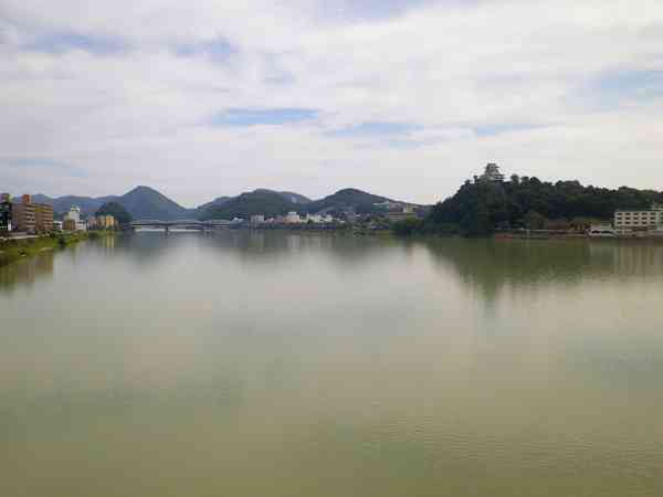 b0000209_626862.jpg