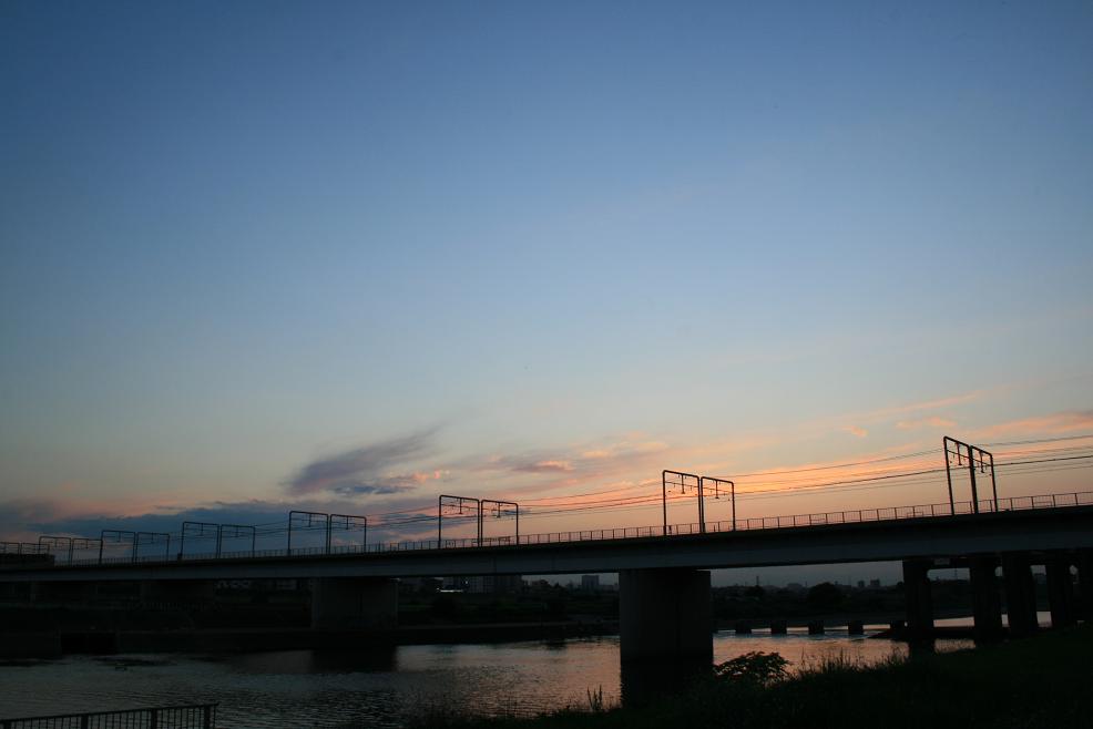 夕暮れ丸子橋_f0118426_23271203.jpg