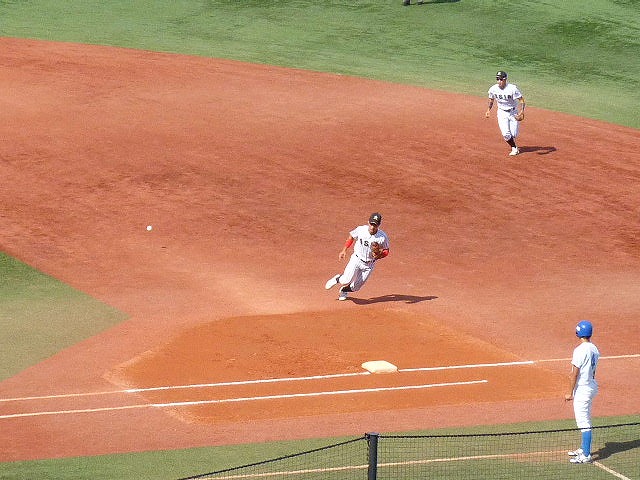 青学大対亜細亜大　９月２６日　東都大学野球１部　前半_b0166128_11344980.jpg