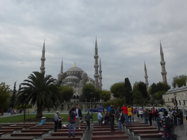イスタンブールへ行く。⑤ ~2大モスクに行った話~_f0232060_03899.jpg
