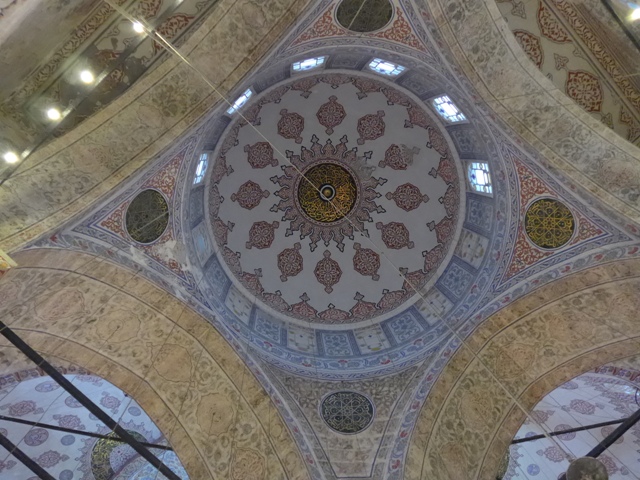 イスタンブールへ行く。⑤ ~2大モスクに行った話~_f0232060_0532959.jpg