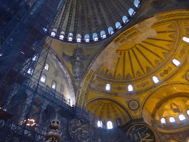 イスタンブールへ行く。⑤ ~2大モスクに行った話~_f0232060_1163919.jpg