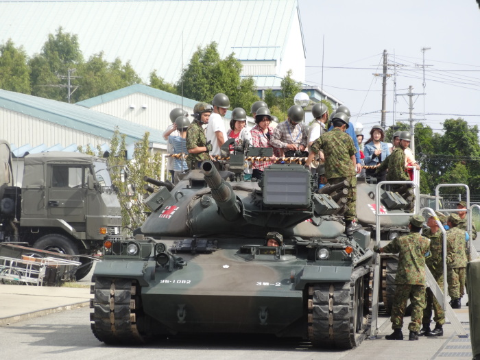 陸上自衛隊　中部方面隊　創隊５４周年記念行事　その２_f0324009_10275098.jpg