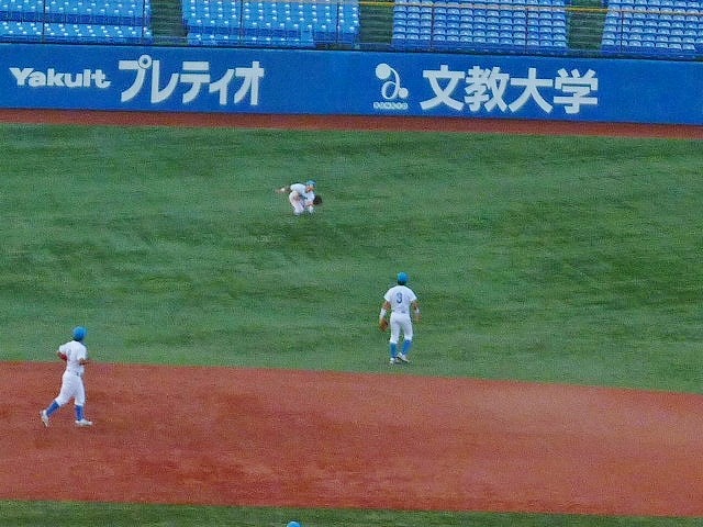 青学大対亜細亜大　９月２６日　東都大学野球１部　後半_b0166128_173527.jpg