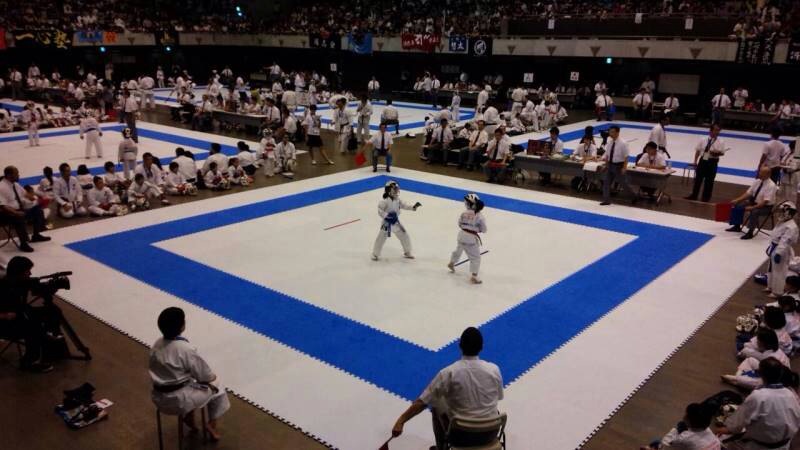 第14回全日本少年少女空手道選手権大会_d0010630_1633308.jpg