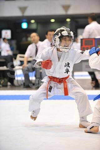 第14回全日本少年少女空手道選手権大会_d0010630_1647166.jpg