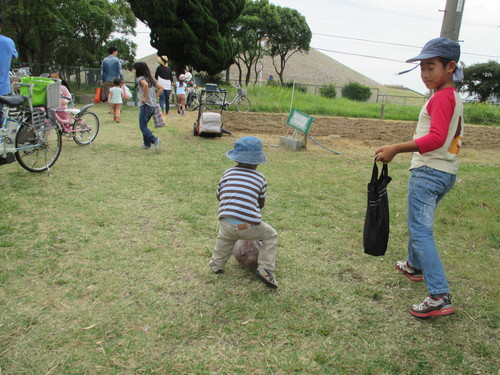 サツマイモの収穫です(^o^)_f0079749_101535.jpg
